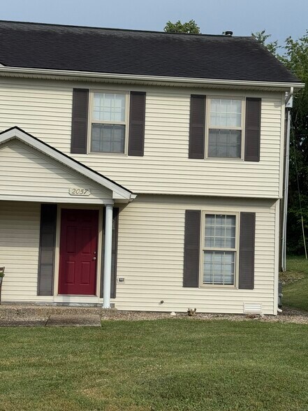 Primary Photo - 2057 Leland Dr