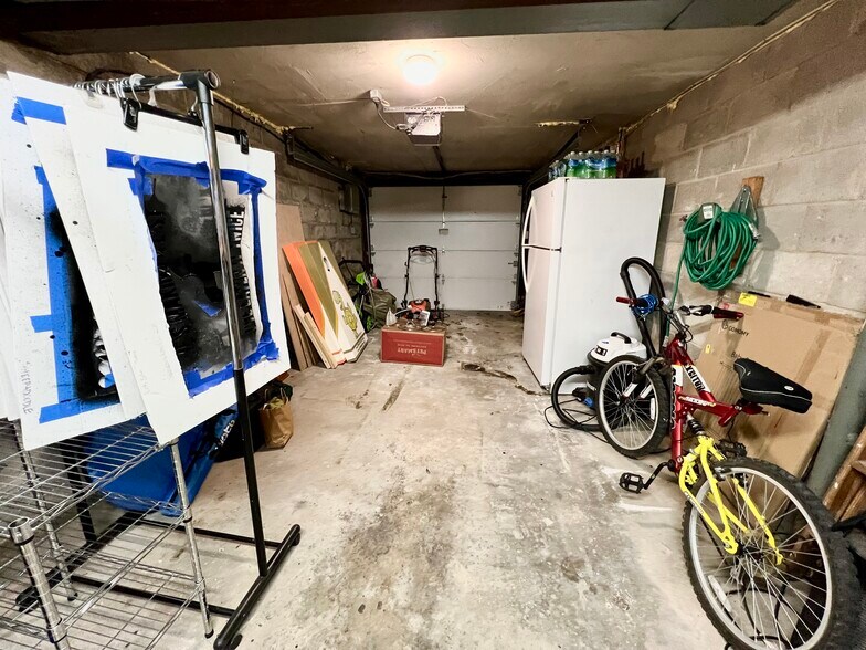 Building Photo - 8099 Nuttals Grove Rd