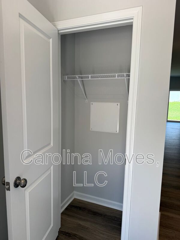 Building Photo - 179 Randwick Ln