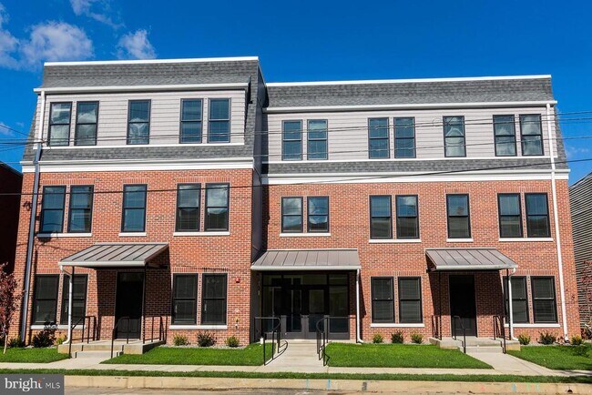 Building Photo - 9-213-UNI9 Jackson Dr