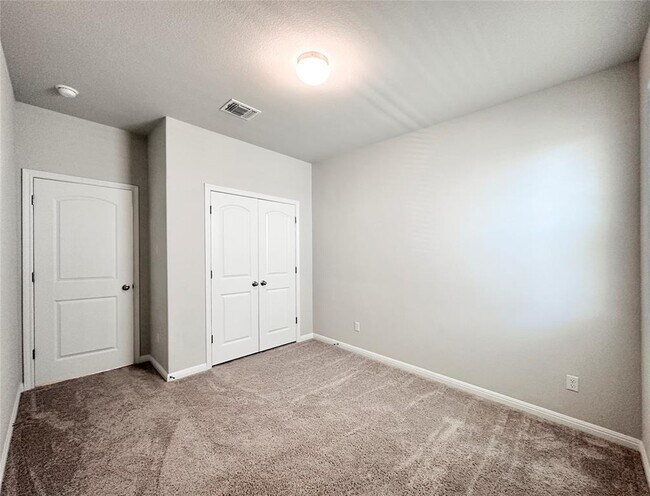 Building Photo - 409 Palo Brea Lp