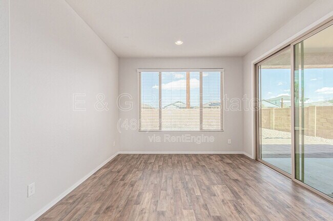 Building Photo - 1130 W Danish Red Trail