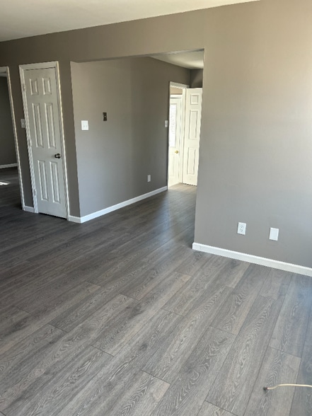 Building Photo - 14 Joan Dr