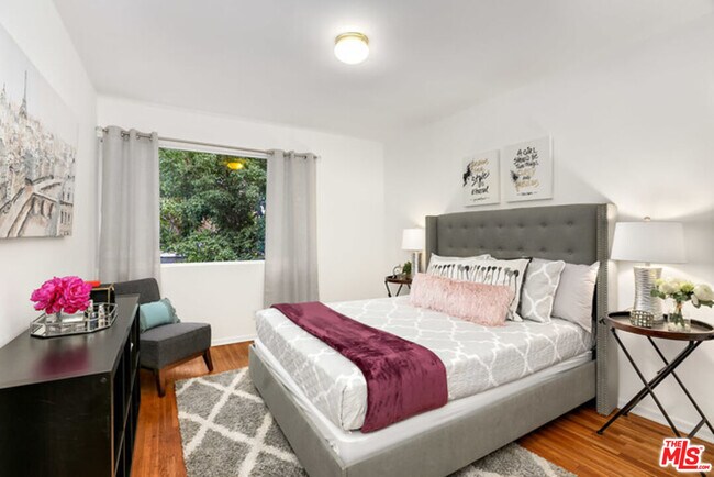 Building Photo - 2427 S Centinela Ave