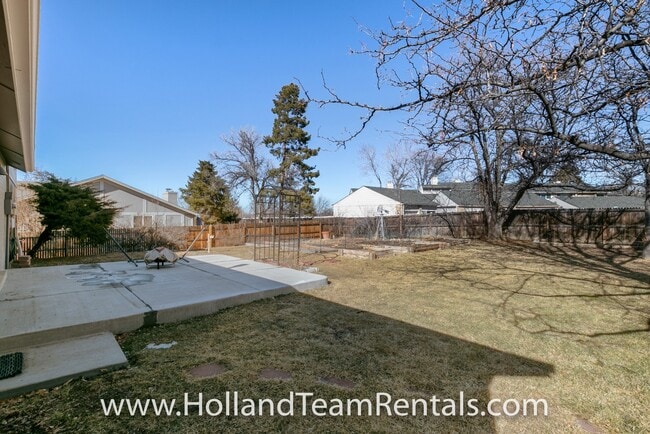 Building Photo - Updated Littleton House in GREAT LOCATION near Streets of SouthGlenn