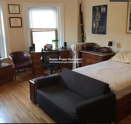 Building Photo - 1091 Boylston St