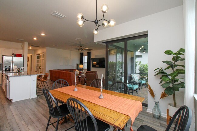 Building Photo - ** STUNNING 2012 NEW CONSTRUCTION 3/2 HOME...