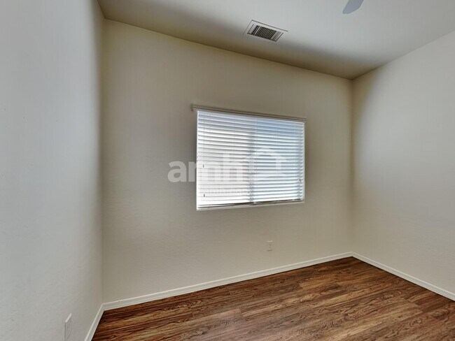 Building Photo - 16523 N 168th Ave