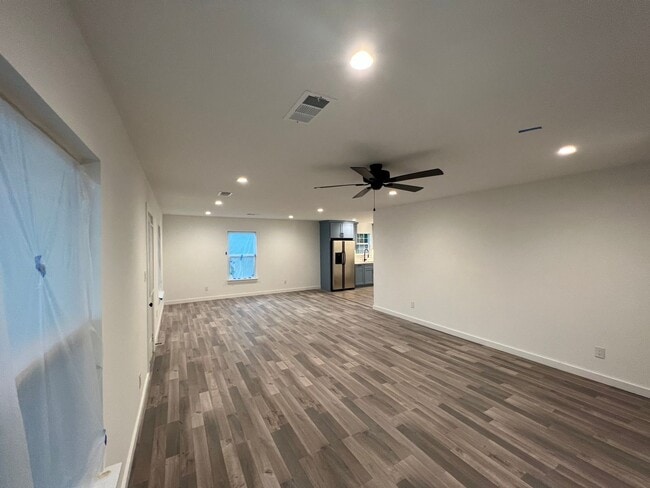 Building Photo - ***Pre-Marketing*** Remodeled 3-Bedroom Ho...