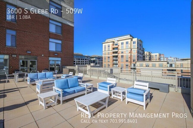 Building Photo - 3600 S Glebe Rd