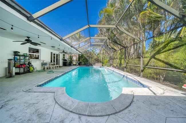 Building Photo - 7745 SW 144th St