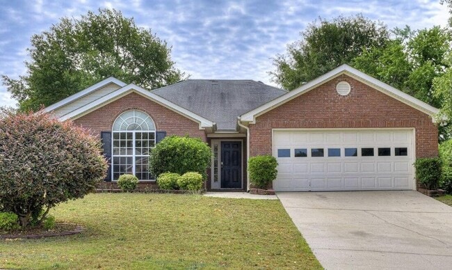 Primary Photo - 911 Cannock St