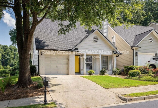 Building Photo - 1334 Gates Dr SE