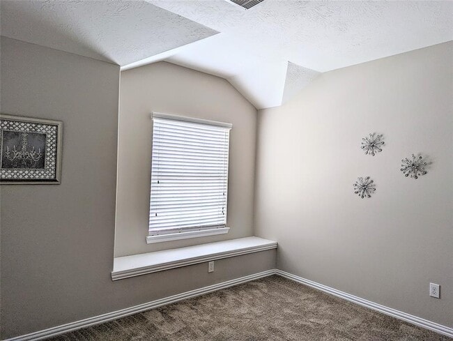 Building Photo - 10718 Wall Fern Way