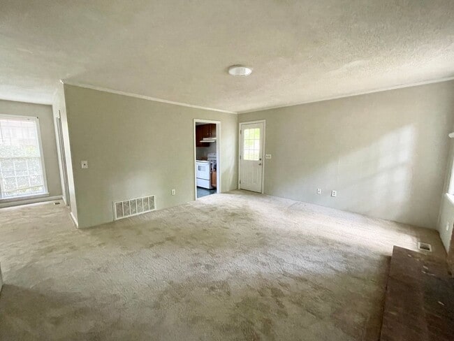 Building Photo - Irmo