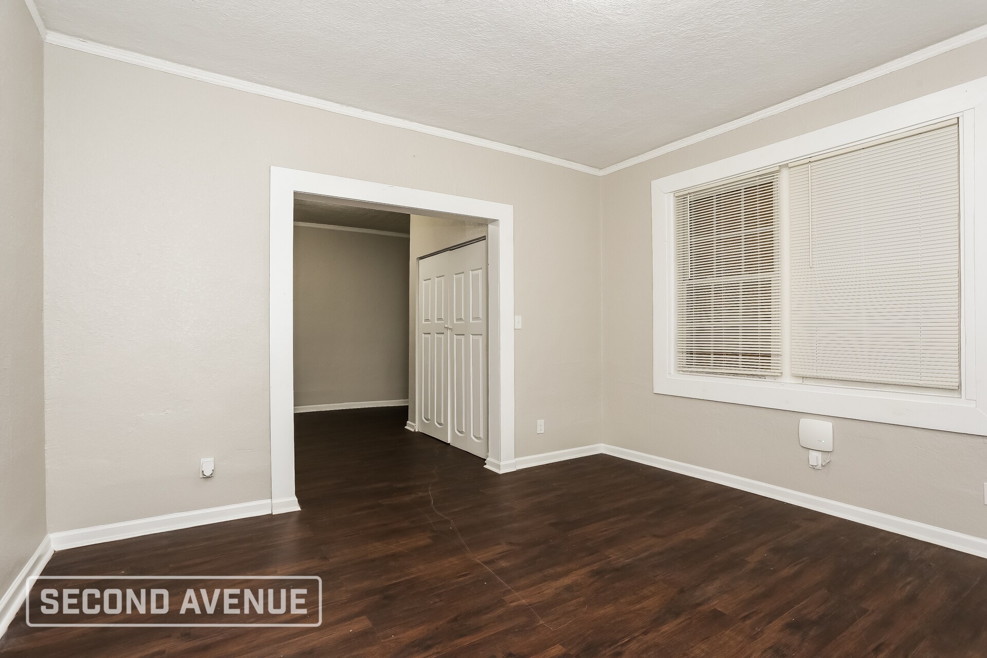 Building Photo - 1630 W 36th St