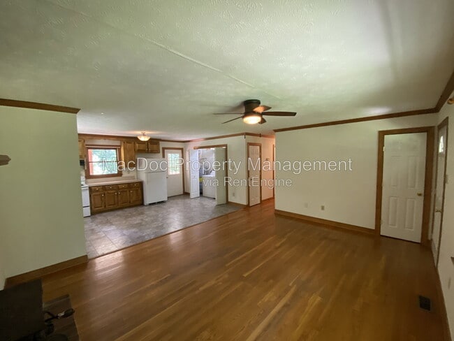 Building Photo - 28341 Edgar Rd