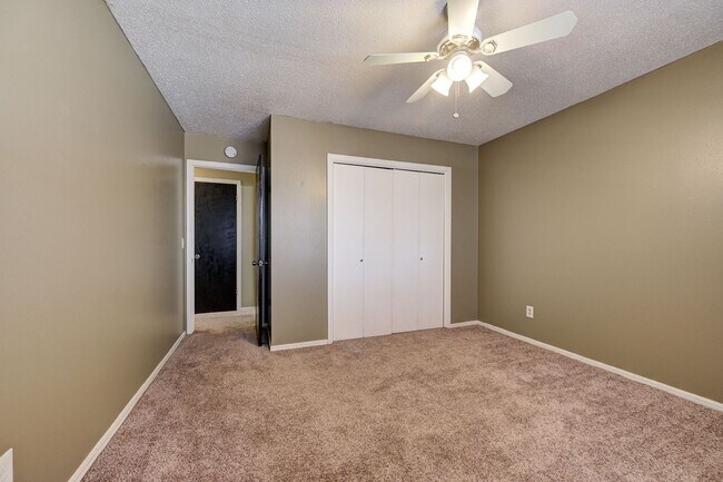 Building Photo - 4703 NW 63rd St