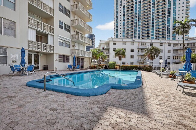 Building Photo - 1893 S Ocean Dr