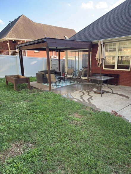 Building Photo - 409 Williamsport Dr