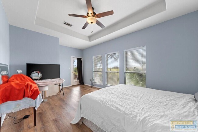 Building Photo - 22 Augusta Dr