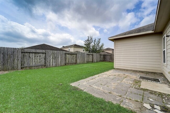 Building Photo - 315 Apache Field Ln