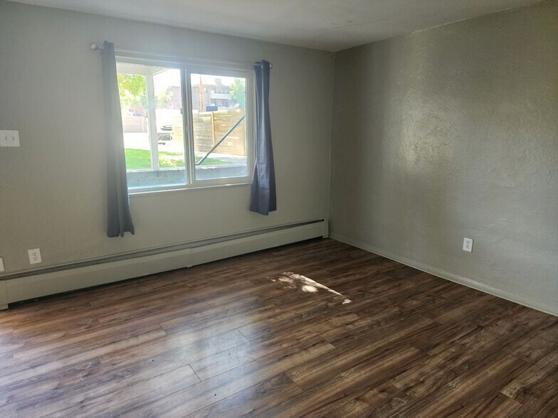 Building Photo - 7095 W 13th Ave