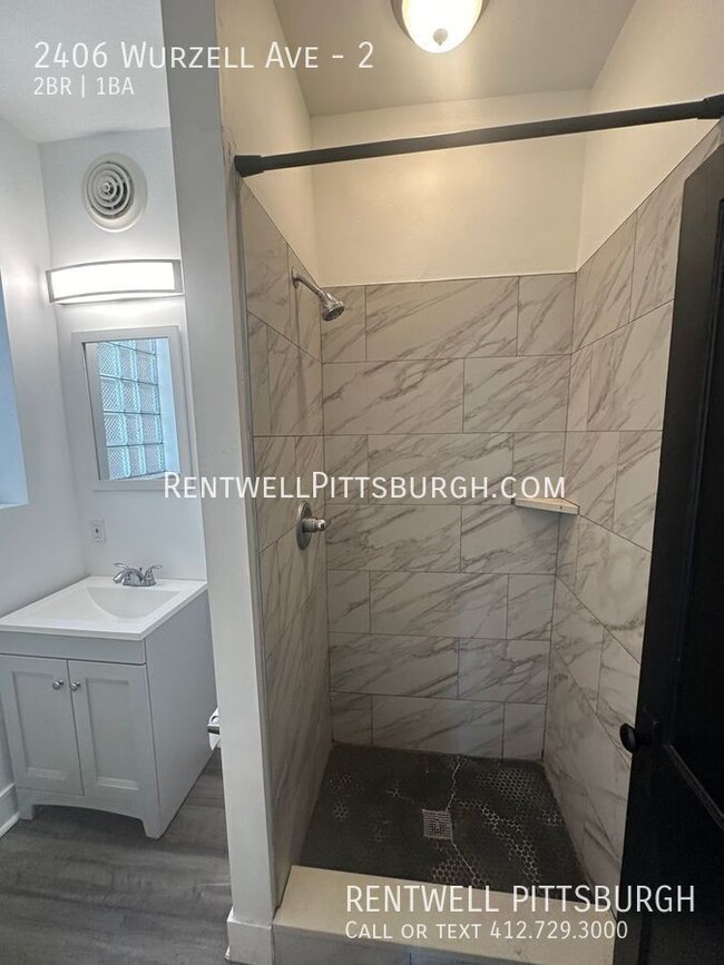 Building Photo - 2 Bedroom Duplex in Pittsburgh - Half Off ...