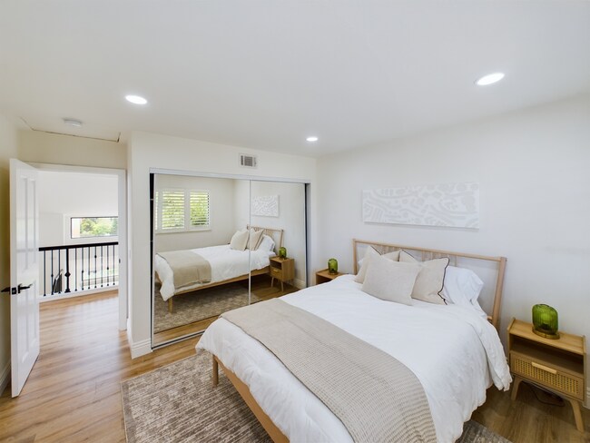 Building Photo - 2543 Caminito Muirfield