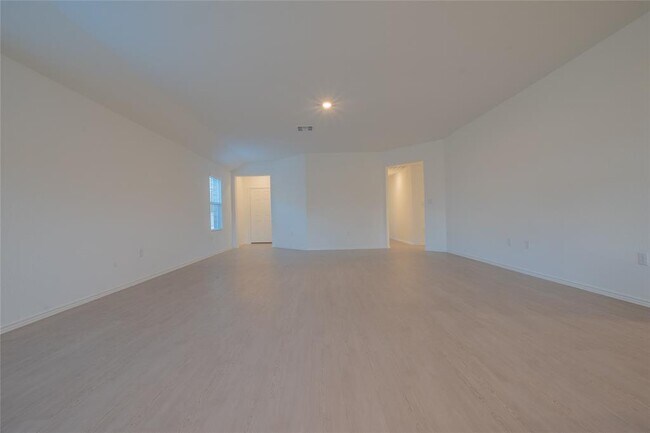 Building Photo - 107 Miglia St