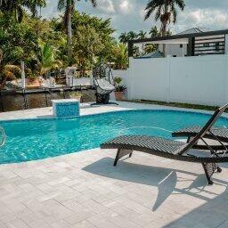 Building Photo - 2506 Bimini Ln