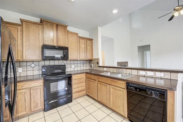 Building Photo - 1625 Nighthawk Dr