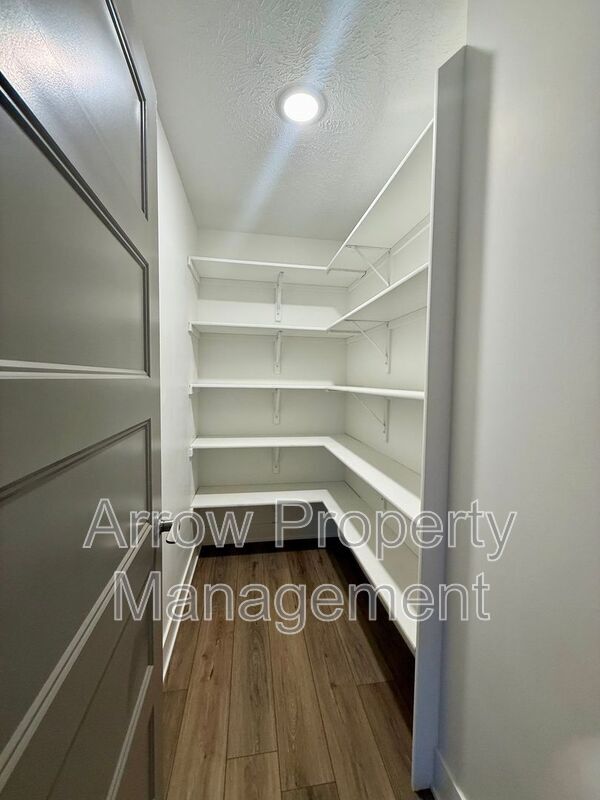 Building Photo - 7810 Patrick Ave