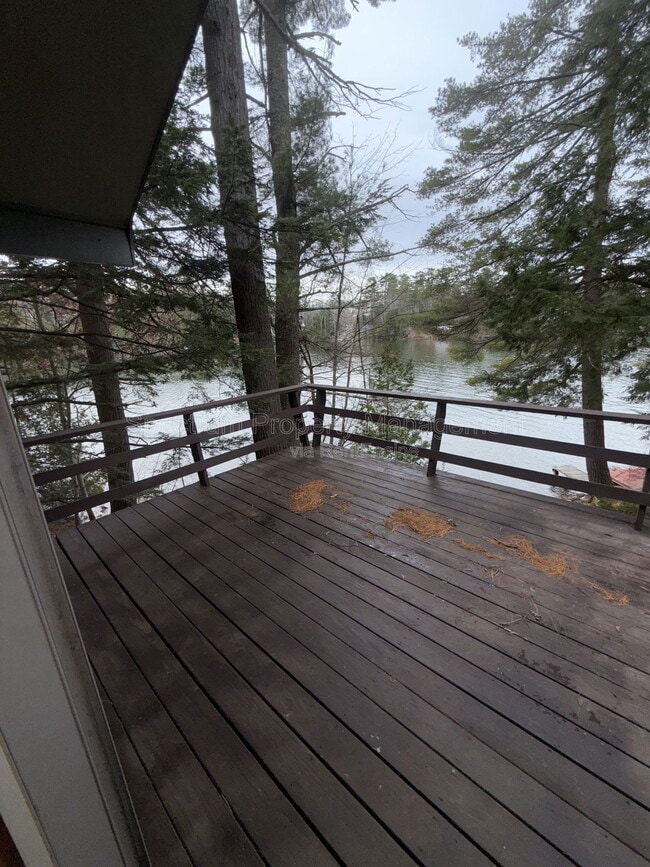 Building Photo - 108 Pinewoods Trail