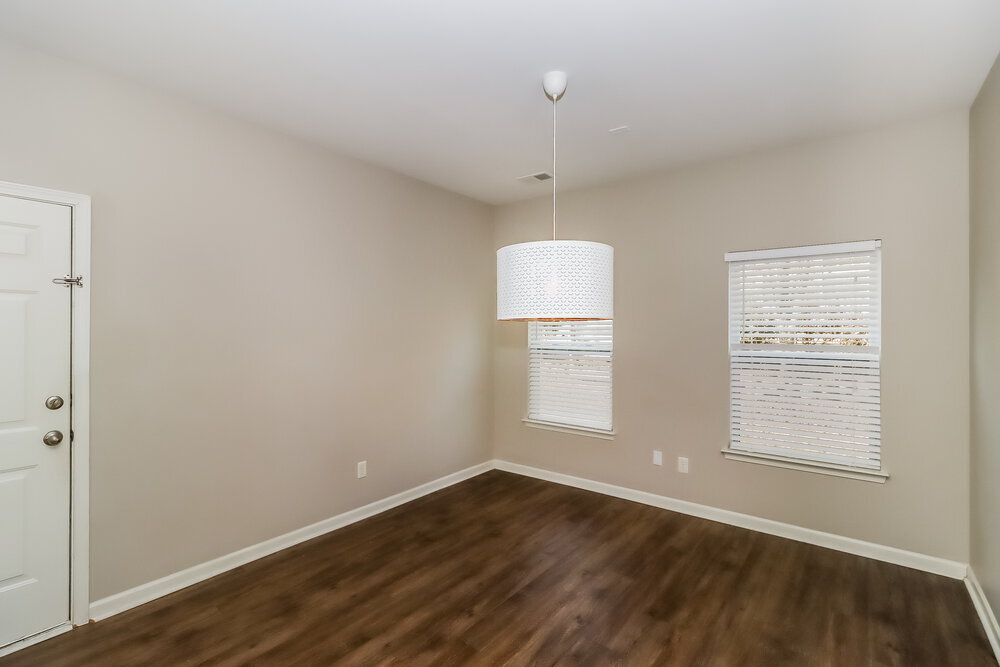 Building Photo - 3308 Brackhill St