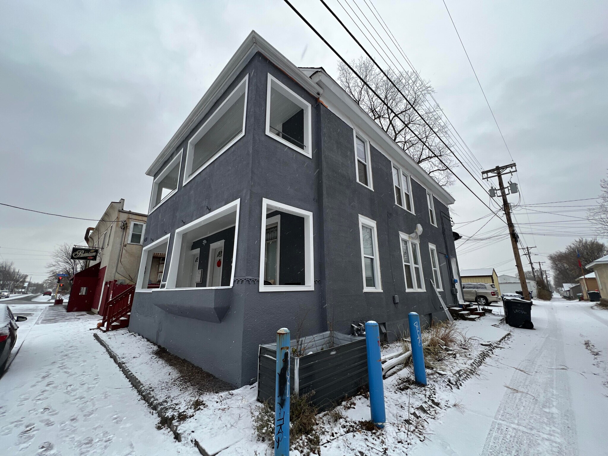 Building Photo - 1815 E 35th St