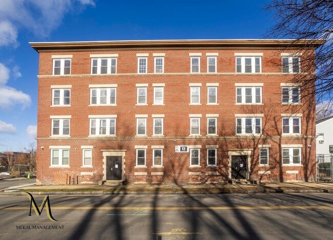 Building Photo - 528-532 Union Street