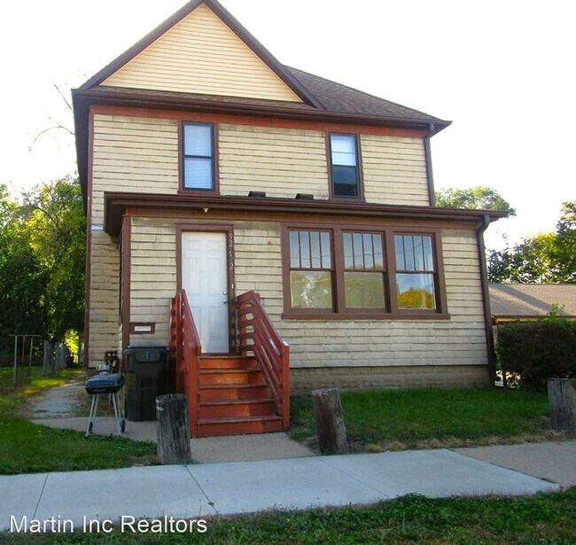 Primary Photo - 1 br, 1 bath House - 52 1/2 Franklin St