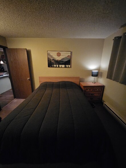 Building Photo - 13 Sparta Plaza