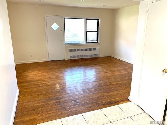Building Photo - 415 W Broadway