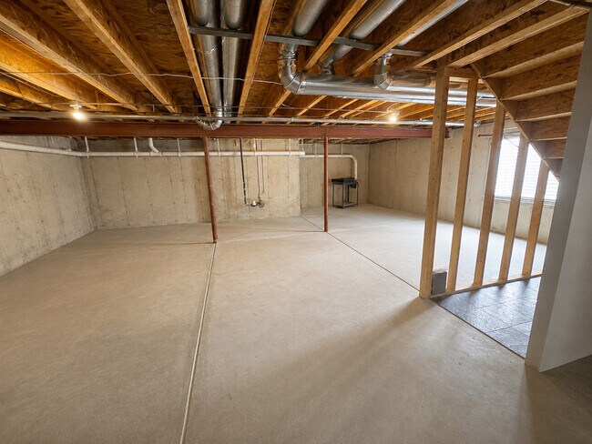 Building Photo - 388 Toccoa Ln