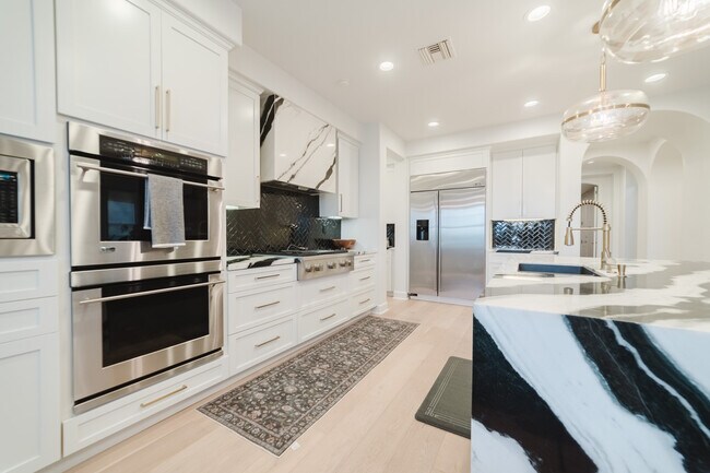 Building Photo - 7337 Corte TOMILLO