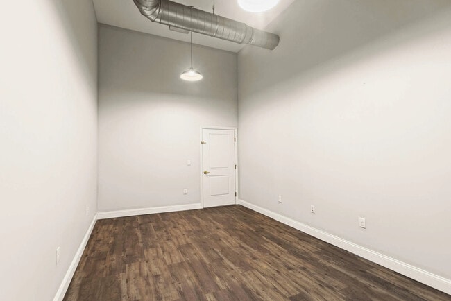 Building Photo - 40 Winter St