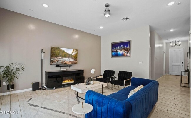 Building Photo - 13677 Baja Vista Ct