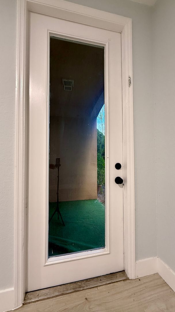 Building Photo - Spacious 3/3 Townhouse with Lake View – Sa...