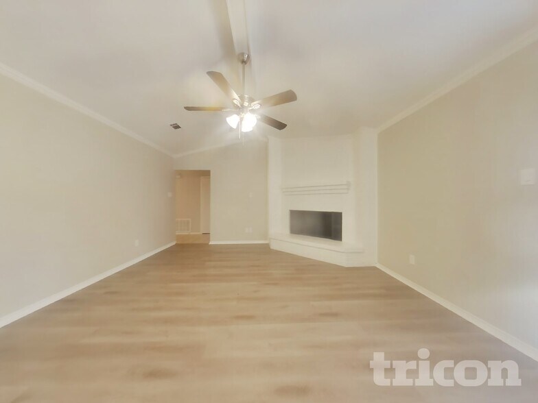 Building Photo - 3412 Ridge Haven Cir