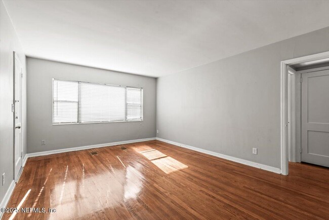 Building Photo - 1612 Flagler Ave