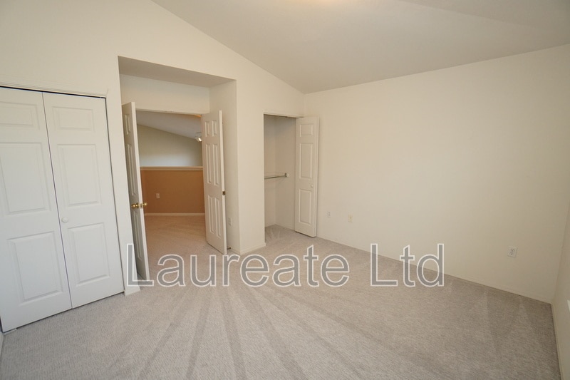 Building Photo - 6414 Silver Mesa Dr