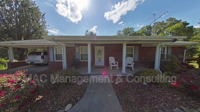 Building Photo - 4914 S Grundy Quarles Hwy