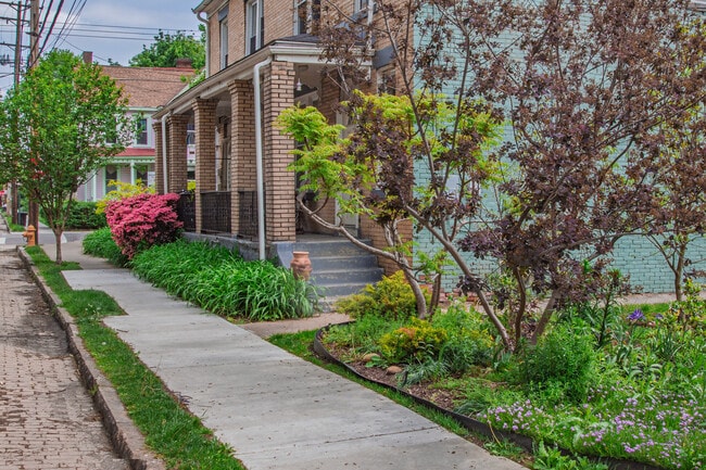 Building Photo - 618 West St